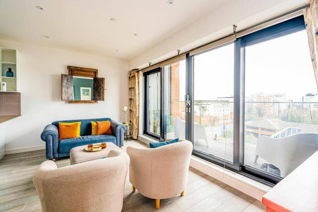Easystay Bath Road Slough Eksteriør billede